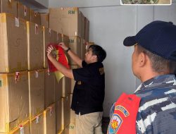 Sinergi berantas rokok ilegal, Bea Cukai Tanjungpinang terima barang hasil penindakan dari Lanal Tarempa
