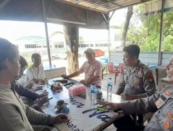 Polsek KKP Batam Gelar Jumat Curhat di Warung Depan Pelabuhan Domestik Telaga Punggur