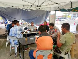 Minggu Kasih Polsek KKP Batam Bersama Warga di Warung Seputaran Pelabuhan Domestik Sekupang