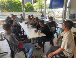 Dekatkan Polisi dengan Warga, Polsek KKP Batam Gelar Jumat Curhat di Pelabuhan Bintang 99