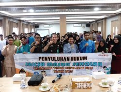Bangun Kesadaran Hukum, Kejati Kepri Sosialisasikan Bahaya Napza, Bullying dan Cerdas Bermedsos di MAN 1 Batam.