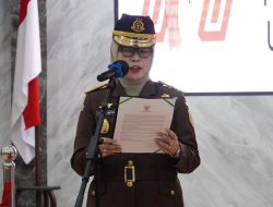 Wakajati Kepri Pimpin Upacara Hari Bela Negara ke-77 Tahun 2025, Ajak Seluruh Jajaran Teguhkan Tekad Untuk Indonesia Kuat.