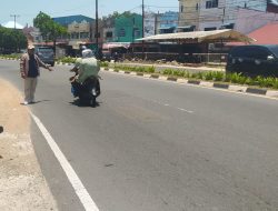 Bekas Galian PDAM Di Jalan Panjaitan Batu 8, Mengakibatkan Seorang Pengendara Motor Alami Patah Tangan
