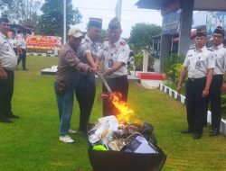 Lapas Kelas IIA Tanjungpinang Musnahkan Barang Bukti Hasil Razia, Tegaskan Komitmen Bebas Halinar