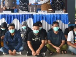 14 PMI Non-Prosedural Diamankan TNI AL di Perairan Karimun, Boat Dihentikan dengan Tembakan Terukur